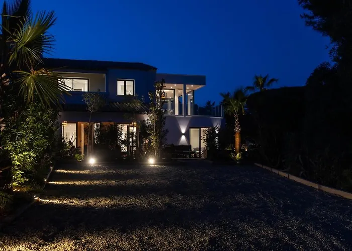 Splendide De Luxe, Vue Et Montagne * La Croix-Valmer